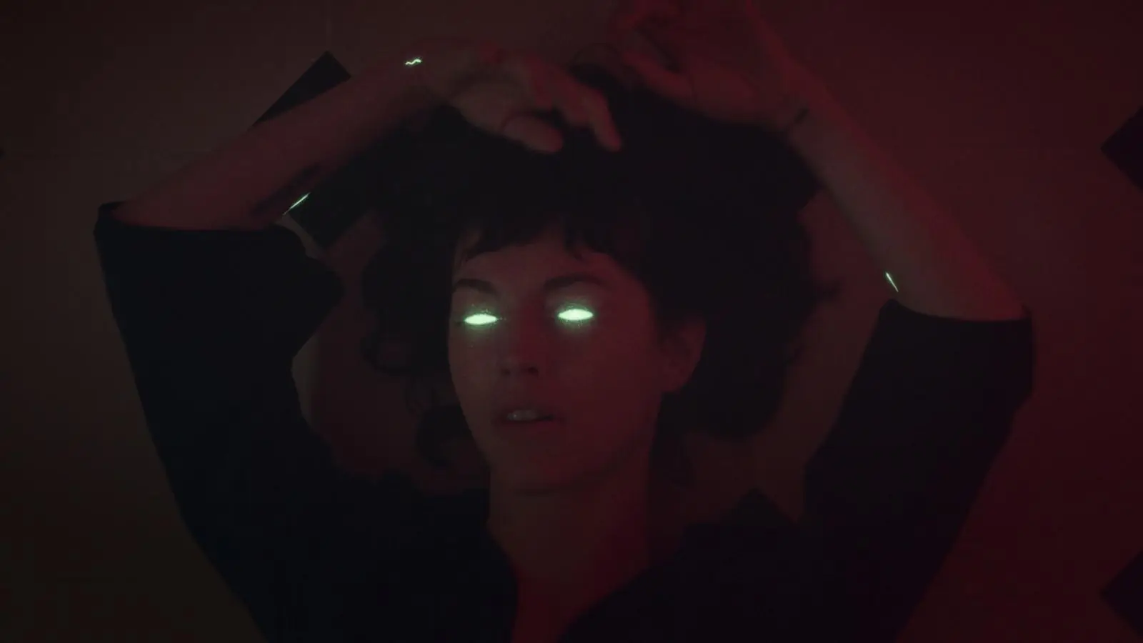 Draumr feat. Dorcas, Sunlight Tryst, music video still